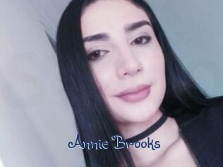 Annie_Brooks