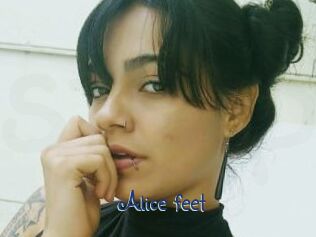 Alice_feet