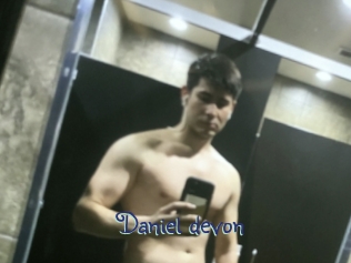 Daniel_devon