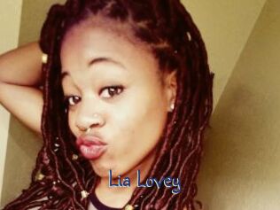 Lia_Lovey