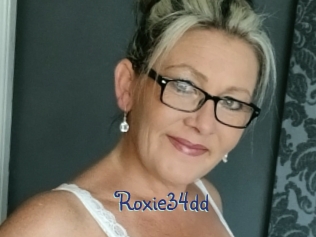 Roxie34dd